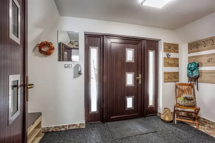 Prodej rodinného domu, Karolinka, Rekreační, 300 m2