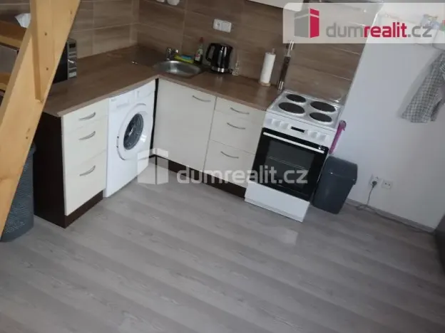 Pronájem bytu 2+kk, Starý Plzenec, Herejkova, 39 m2