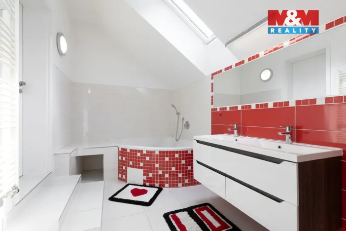 Prodej rodinného domu, Bělá, 162 m2