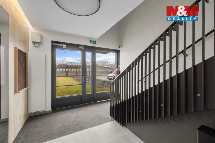 Pronájem bytu 1+kk, Kralupy nad Vltavou, Nádražní, 37 m2