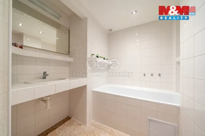 Prodej rodinného domu, Čelechovice na Hané - Studenec, 241 m2