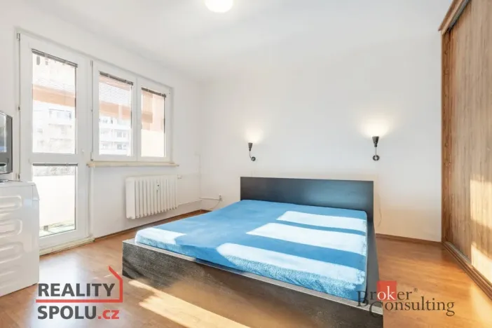 Prodej bytu 3+1, Uherský Brod, Obchodní, 69 m2