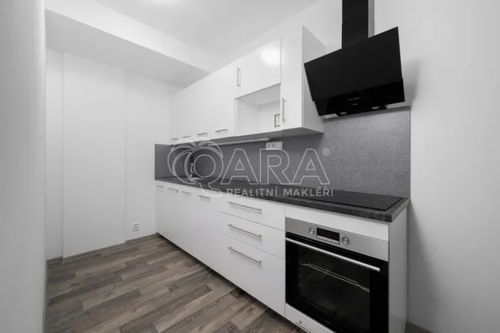 Pronájem bytu 2+kk, Liberec - Liberec III-Jeřáb, U Nisy, 63 m2