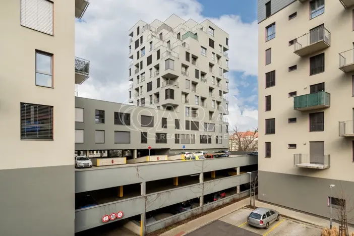 Pronájem bytu 2+kk, Liberec - Liberec III-Jeřáb, U Nisy, 63 m2