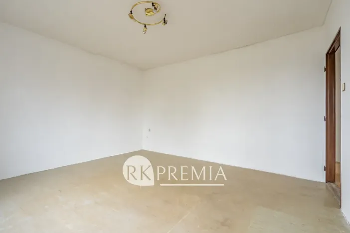 Prodej bytu 3+1, Měrunice, 69 m2