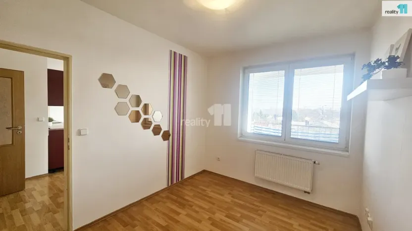 Pronájem bytu 2+kk, Kolín - Kolín V, Třídvorská, 58 m2