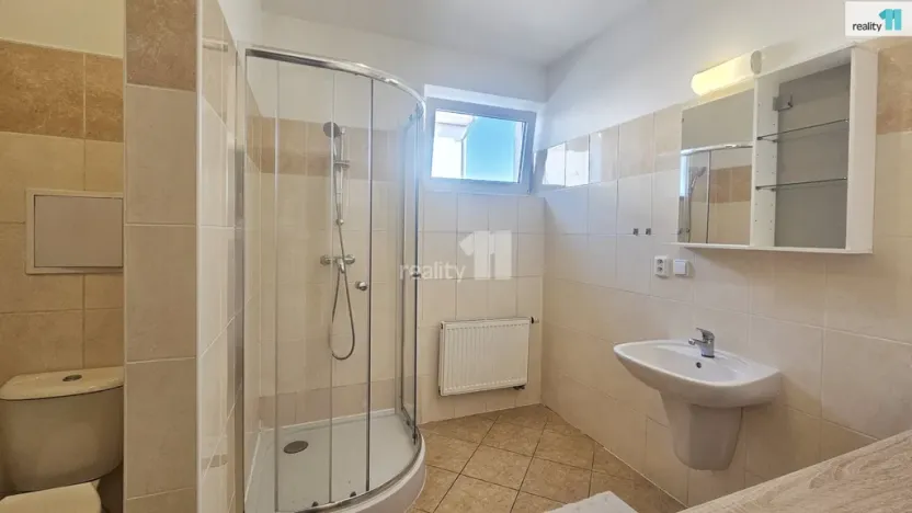 Pronájem bytu 2+kk, Kolín - Kolín V, Třídvorská, 58 m2