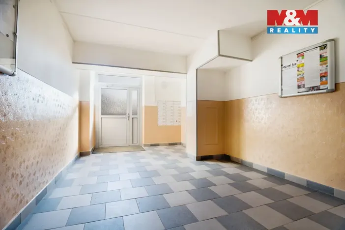 Prodej bytu 2+1, Chomutov, Skalková, 61 m2