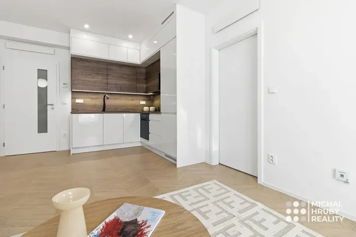 Prodej bytu 3+kk, Ostrava, Výstavní, 71 m2