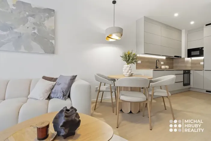 Prodej bytu 2+kk, Ostrava, Výstavní, 47 m2