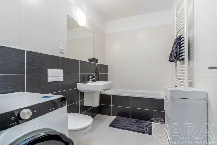 Pronájem bytu 1+kk, Praha - Dolní Měcholupy, Honzíkova, 54 m2