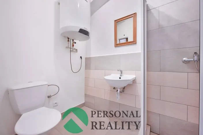 Pronájem bytu 1+kk, Lázně Kynžvart, Malé nám., 27 m2