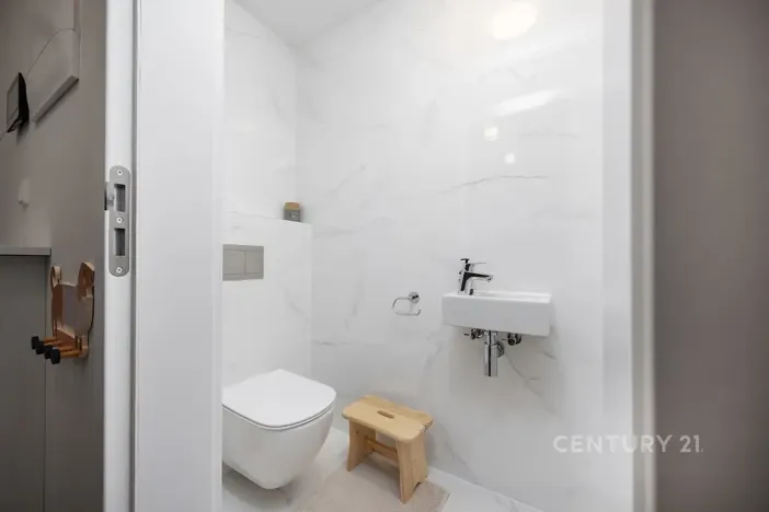 Prodej bytu 3+kk, Praha - Hlubočepy, Dostalové, 66 m2