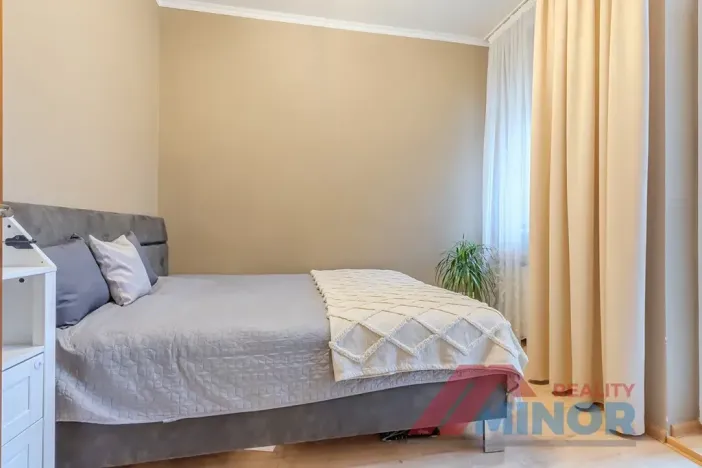 Prodej bytu 3+1, Slaný, Ouvalova, 94 m2