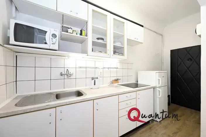 Pronájem bytu 2+1, Praha - Košíře, Pod Kavalírkou, 47 m2