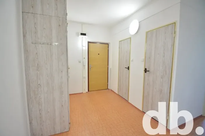 Pronájem bytu 2+1, Toužim, Na Zámecké, 67 m2