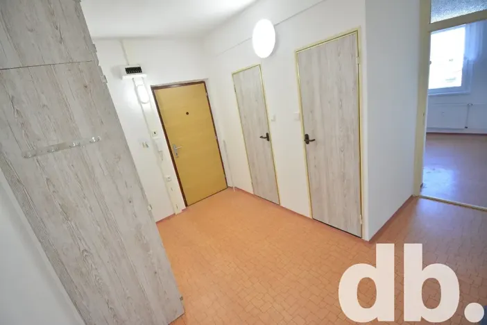 Pronájem bytu 2+1, Toužim, Na Zámecké, 67 m2