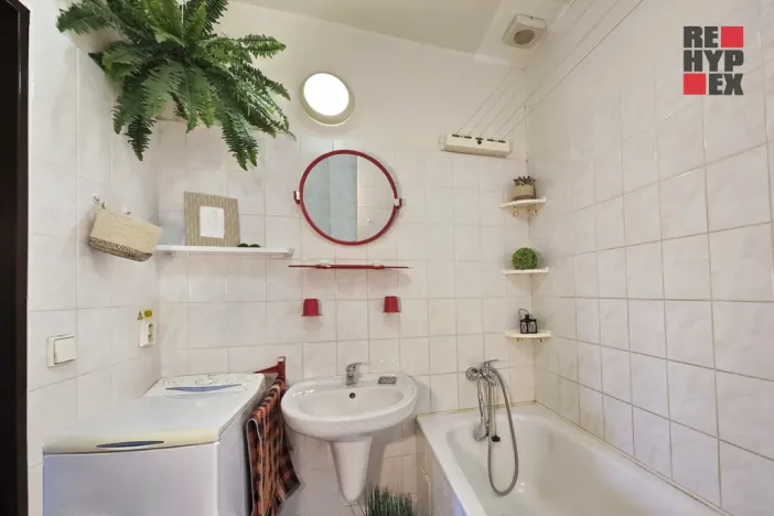 Prodej bytu 2+1, Hranice - Hranice I-Město, Kpt. Jaroše, 53 m2