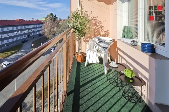 Prodej bytu 2+1, Hranice - Hranice I-Město, Kpt. Jaroše, 53 m2