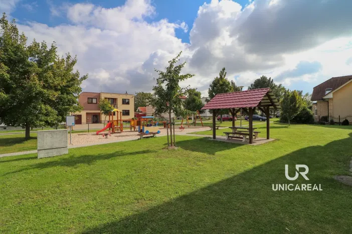 Prodej bytu 3+kk, Velešovice, 71 m2