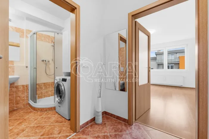 Prodej bytu 1+kk, Praha - Uhříněves, U uhříněveské obory, 39 m2