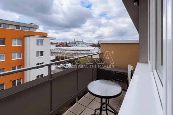 Prodej bytu 1+kk, Praha - Uhříněves, U uhříněveské obory, 39 m2