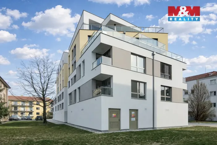 Pronájem bytu 2+kk, České Budějovice - České Budějovice 3, Hálkova, 38 m2