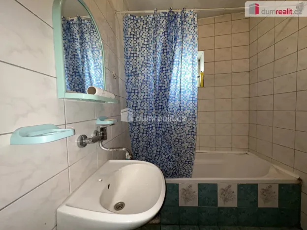 Pronájem bytu 1+kk, Břeclav, Na Hrůdách, 20 m2