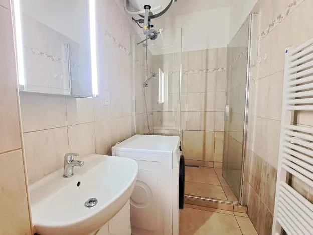 Prodej bytu 1+kk, Praha - Bubeneč, Národní obrany, 31 m2
