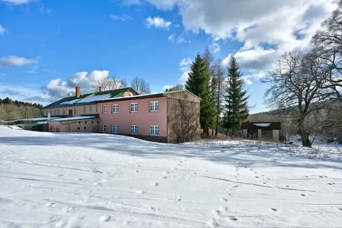 Prodej ubytování, Strážné, 793 m2