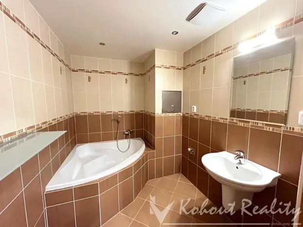 Pronájem bytu 2+kk, Praha - Záběhlice, Mattioliho, 61 m2