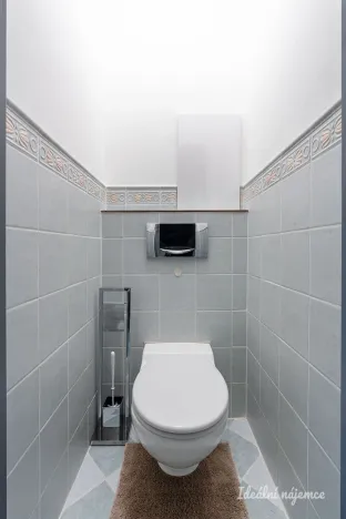 Pronájem bytu 1+kk, Praha - Braník, Vavřenova, 23 m2