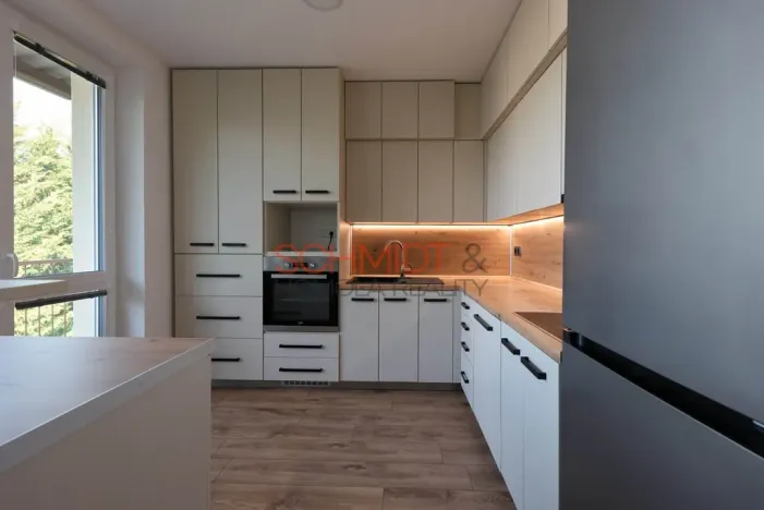 Prodej bytu 3+kk, Hustopeče, Okružní, 68 m2