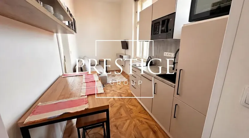 Pronájem bytu 2+kk, Praha - Smíchov, Nádražní, 32 m2