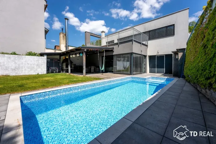 Prodej rodinného domu, Brno, Podhorní, 228 m2