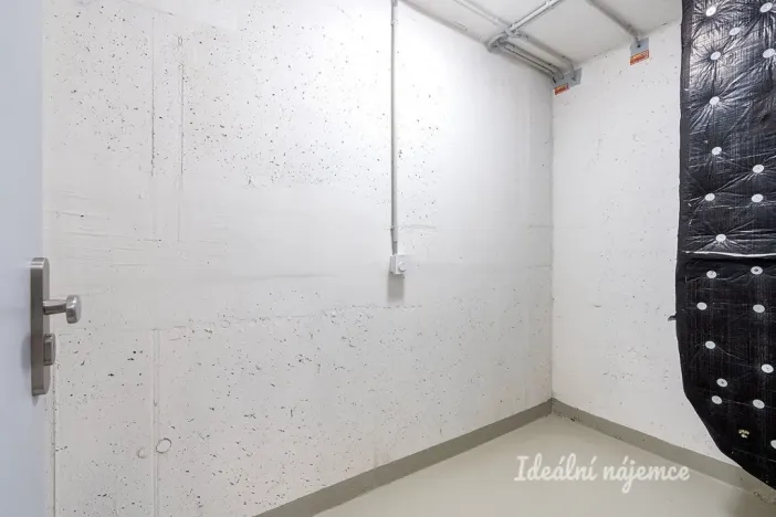 Pronájem bytu 2+kk, Praha - Hlubočepy, Fabiánové, 51 m2