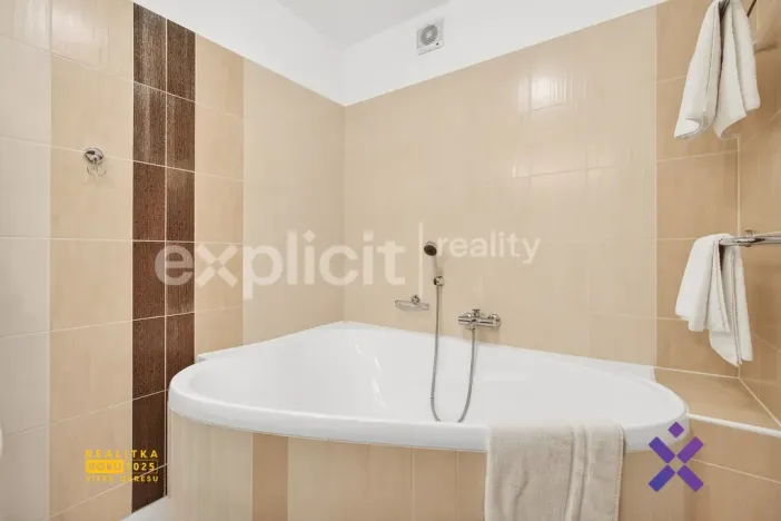 Prodej bytu 2+1, Luhačovice, Solné, 83 m2