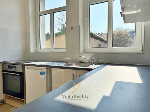 Pronájem bytu 2+kk, Olomouc, tř. Svornosti, 42 m2