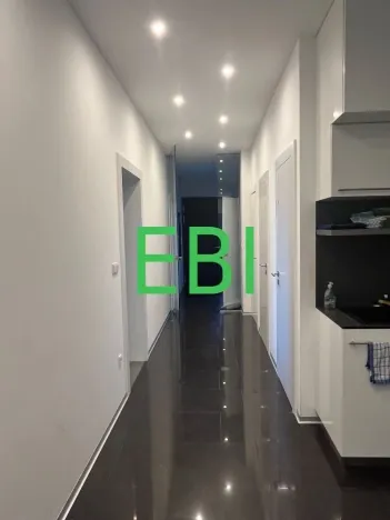 Pronájem kanceláře, Praha - Braník, Pod křížkem, 168 m2