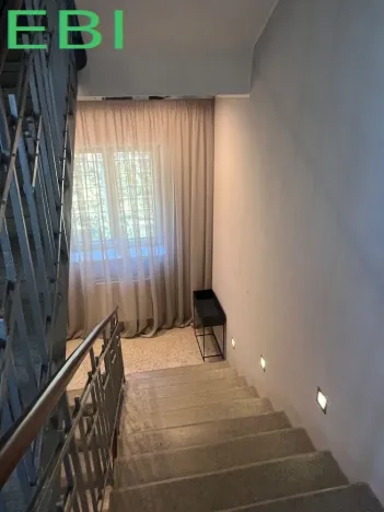 Pronájem kanceláře, Praha - Braník, Pod křížkem, 168 m2