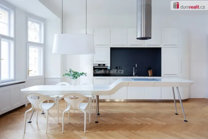 Pronájem bytu 2+kk, Praha - Dejvice, Kafkova, 80 m2