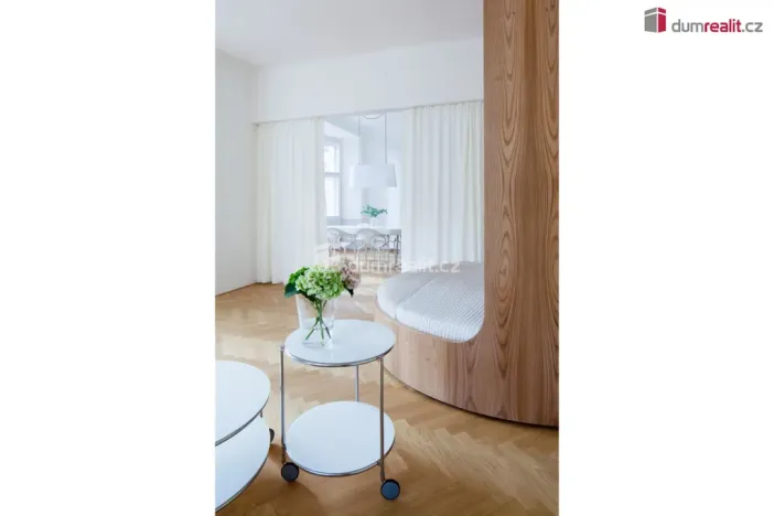 Pronájem bytu 2+kk, Praha - Dejvice, Kafkova, 80 m2