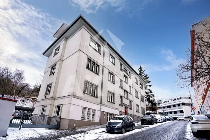 Pronájem bytu 2+kk, Praha - Břevnov, Za Strahovem, 45 m2