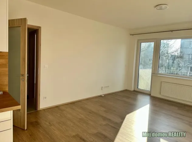 Pronájem bytu 2+kk, Praha - Strašnice, Štěchovická, 50 m2