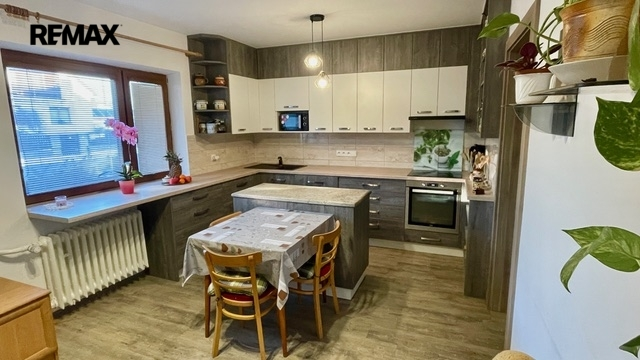 Prodej rodinného domu, Černilov, 248 m2