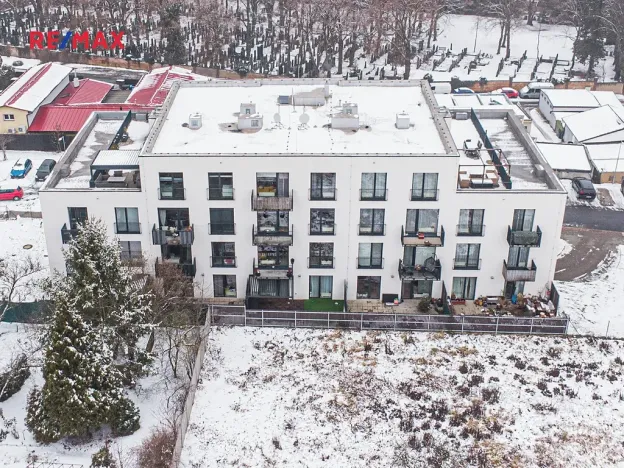 Pronájem bytu 1+kk, Plzeň, V Zahrádkách, 39 m2