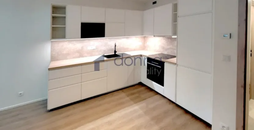 Pronájem bytu 2+kk, Praha, Poděbradská, 57 m2