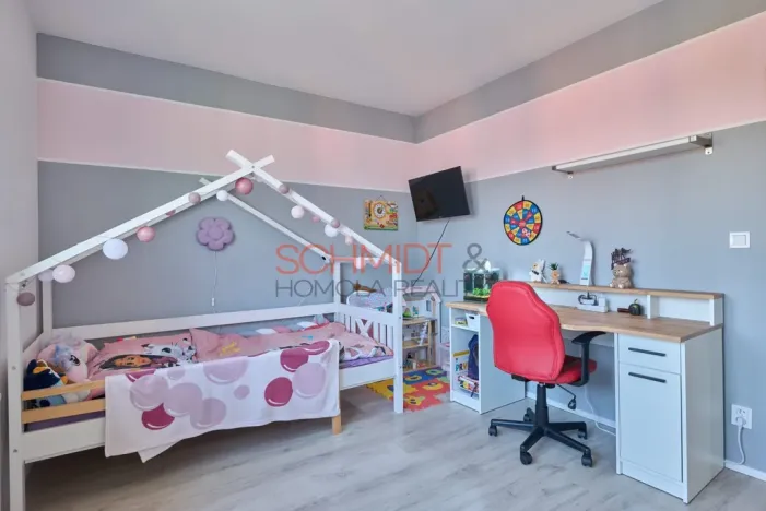 Prodej bytu 3+kk, Hustopeče, Gen. Peřiny, 64 m2