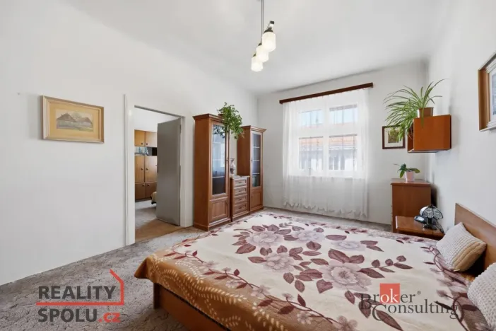 Prodej bytu 2+1, Praha - Libeň, V mezihoří, 74 m2