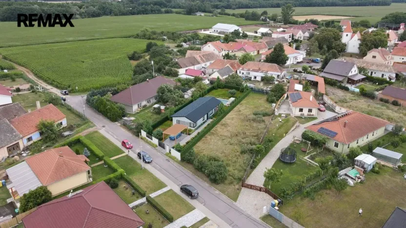 Prodej pozemku pro bydlení, Valtrovice, 810 m2